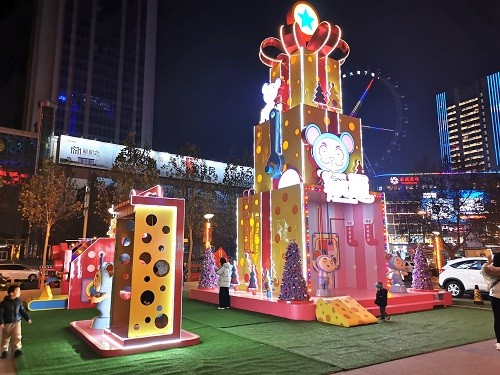 臨沂和諧廣場(chǎng)圣誕美陳